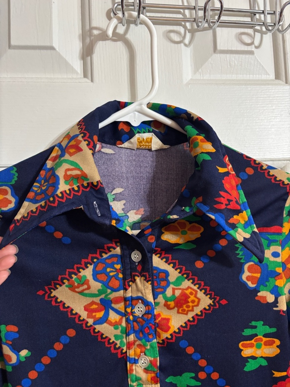 Vintage 70’s 100% polyester Navy Multi-Color Floral Print Long Sleeve